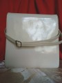 Sac cuir verni blanc 1970